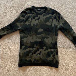 Zara man camo sweater
